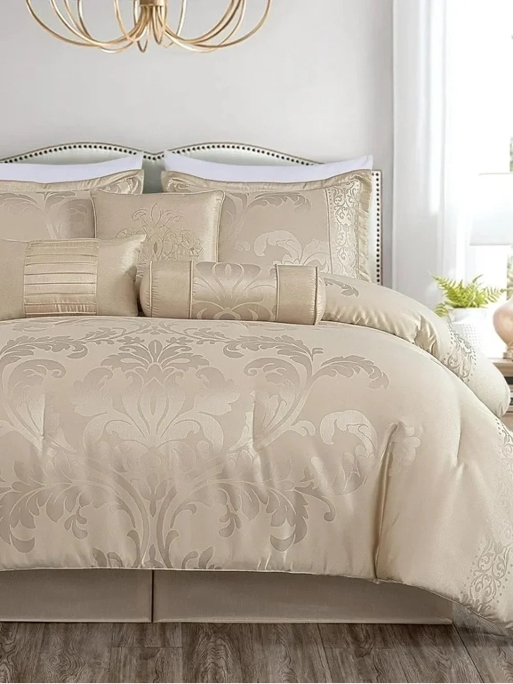 Luxury Cream Damask king 3 piece Comforter Set